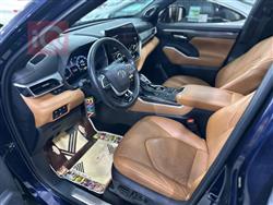 تۆیۆتا هایلاندەر